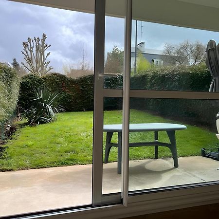Appartement Avec Jardin Prive - 2 A 4 Voyageur Chaville Bagian luar foto