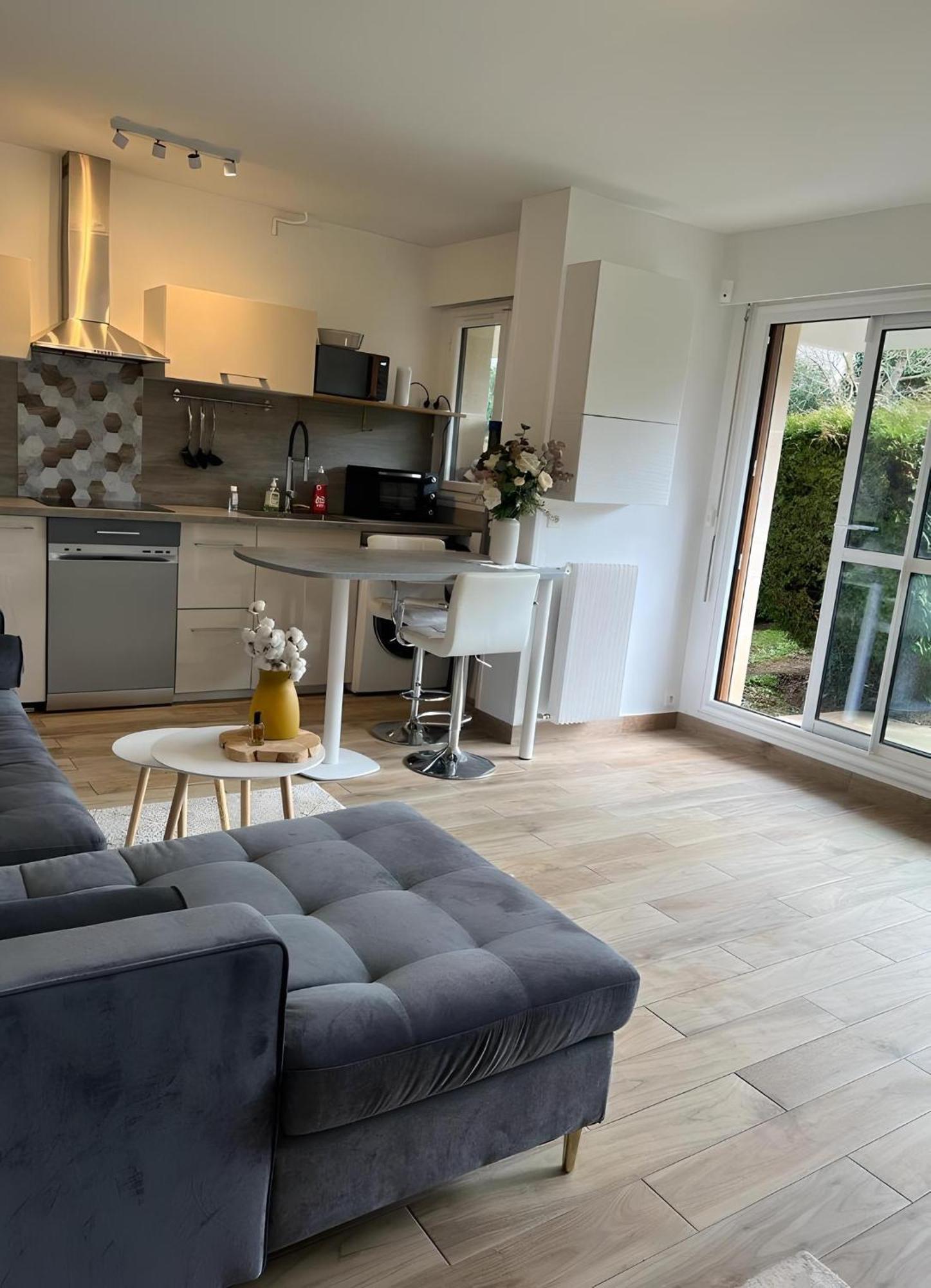 Appartement Avec Jardin Prive - 2 A 4 Voyageur Chaville Bagian luar foto